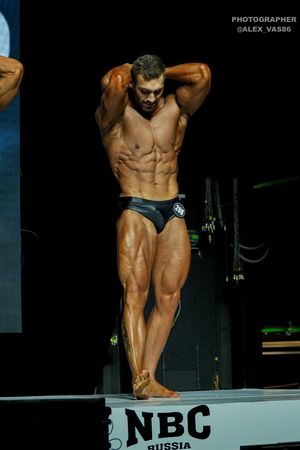 CLASSIC PHYSIQUE НОВИЧКИ
